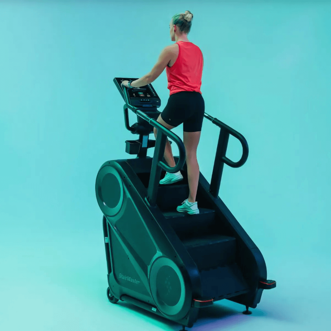 Stairmaster 8 Series Gauntlet X w/16" Touch Display (New)